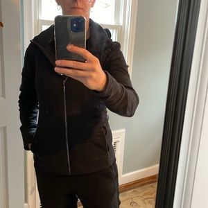 Athleta Luxe gray and black hoodie - size small EUC